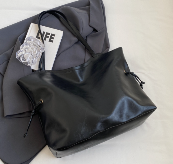 Vintage Women's Tote, Handbag, and Shoulder Bag