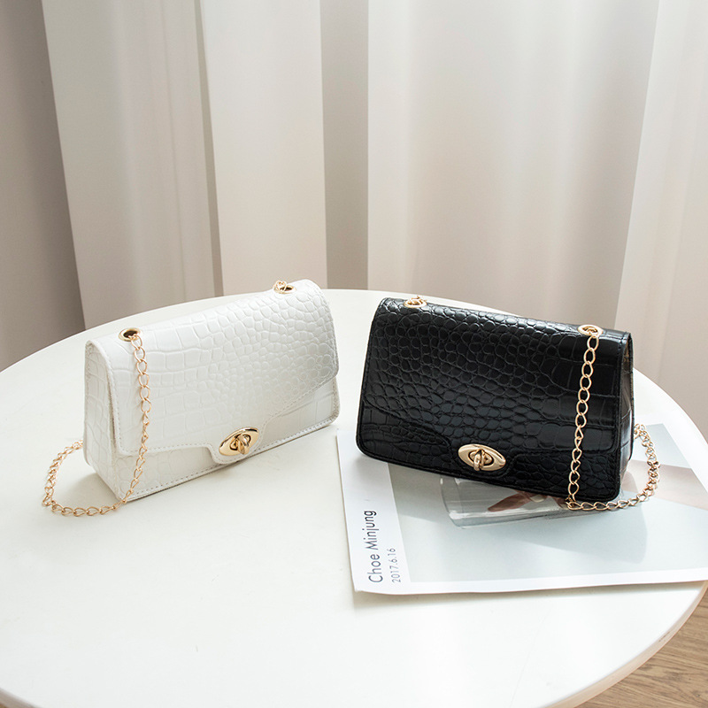 2022 Autumn Winter Crocodile Pattern Chain Shoulder Bag