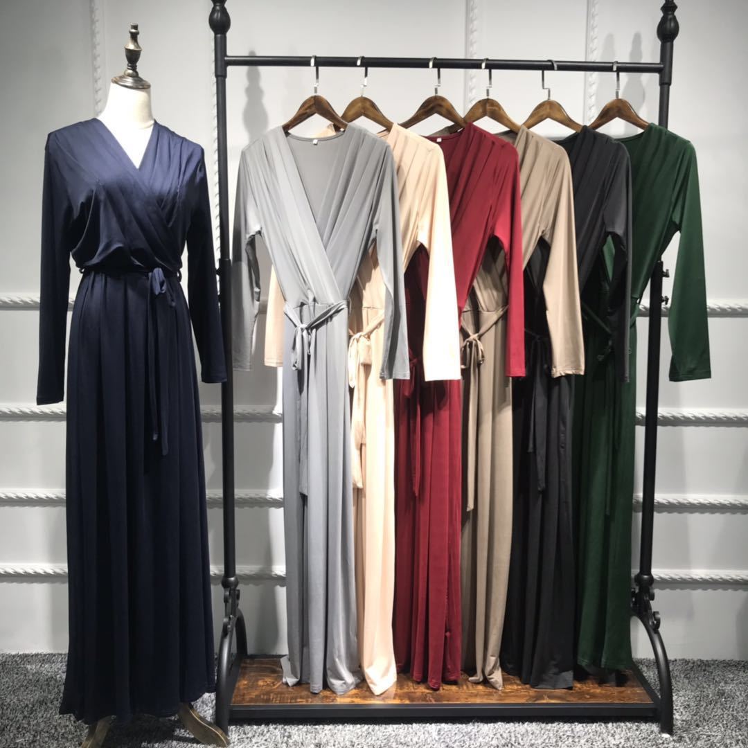 2021 New Solid Color Long Muslim Dress